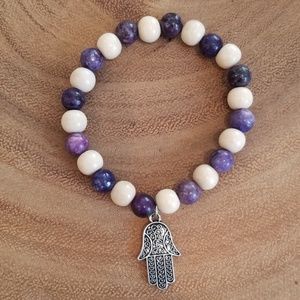 87RWD || Beaded bracelet w/charm
